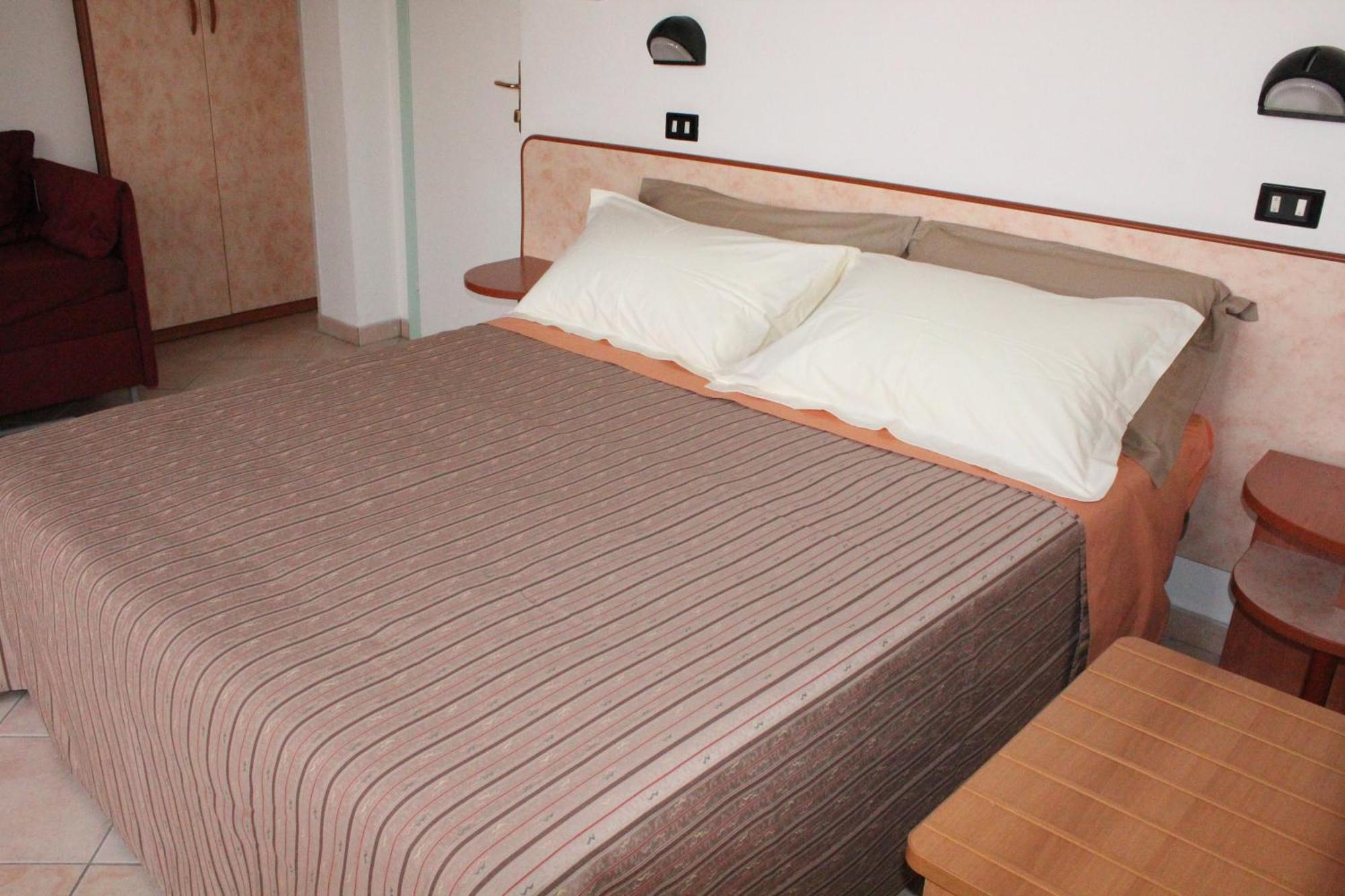 Hotel Verdemare Rimini Zimmer foto